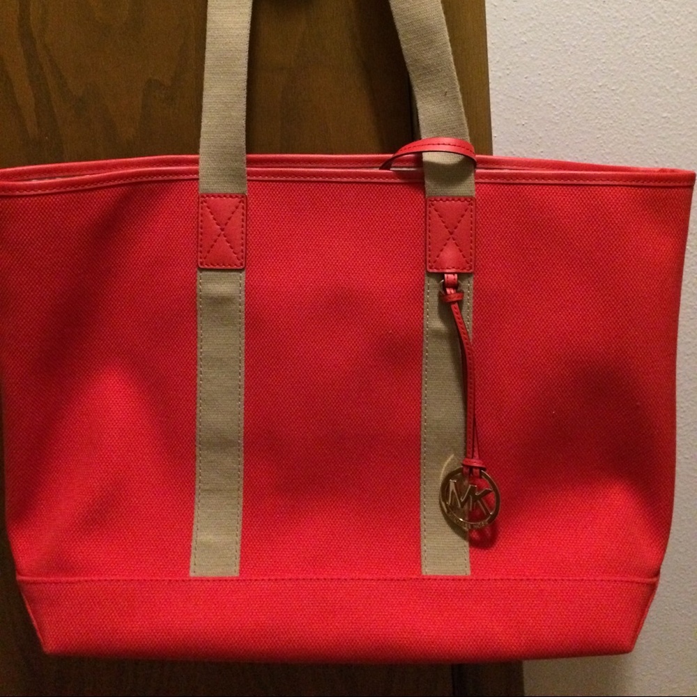 Michael Kors Travelling Bag